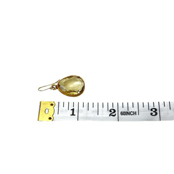 Earrings Faceted Teardrop Yellow Green Translucent Stone Bezel Cut Gold Tone - Picture 7 of 7